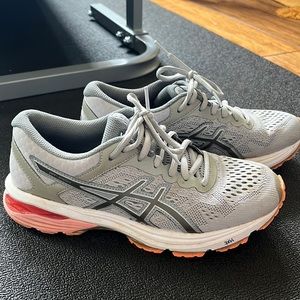 ASICS duomax sneaker